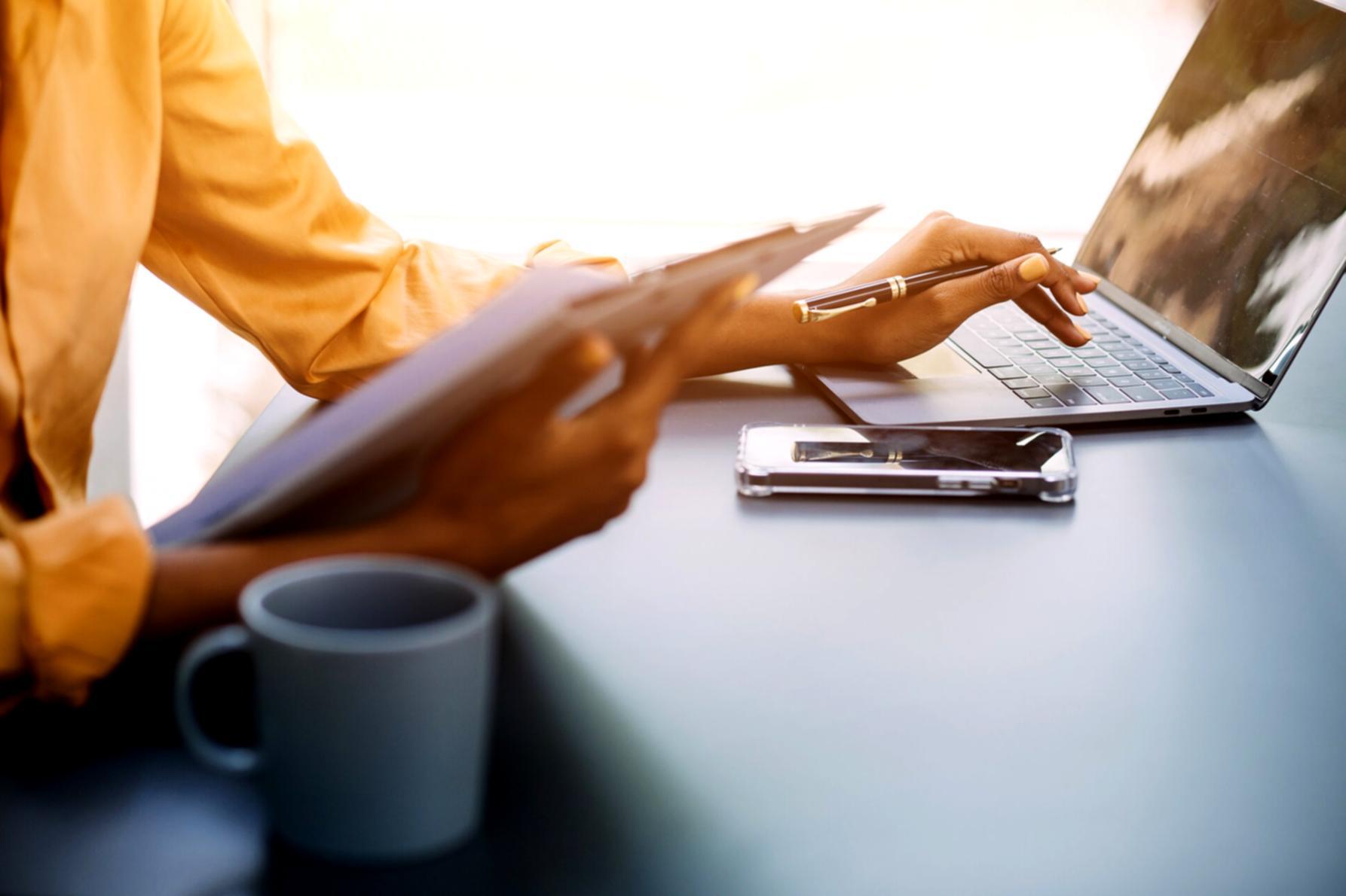 Forgatókönyv-modellezési munkafolyamat illusztrációja